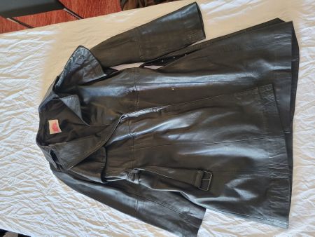 Cappotto nero by MNG genuine leather