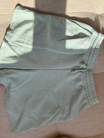 Shorts Pull&Bear gruen/türkis Groesse M gebraucht