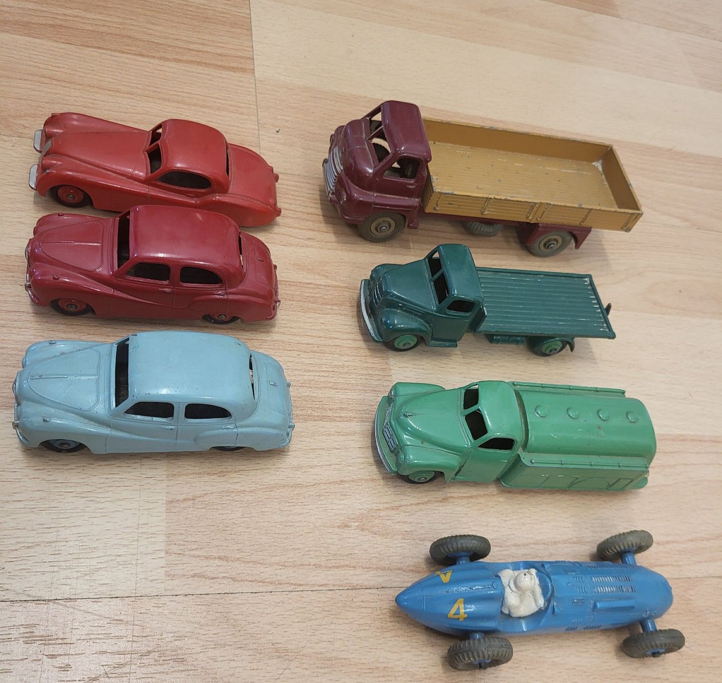 Dinky Toys Spielzeuge: Dinky Konvolut 7Stk – Gebraucht aus Sonceboz-Sombeval von ant_cd5j 3