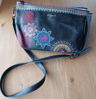 Desigual Handtasche Schwarz mit Stickerei, Vintage 