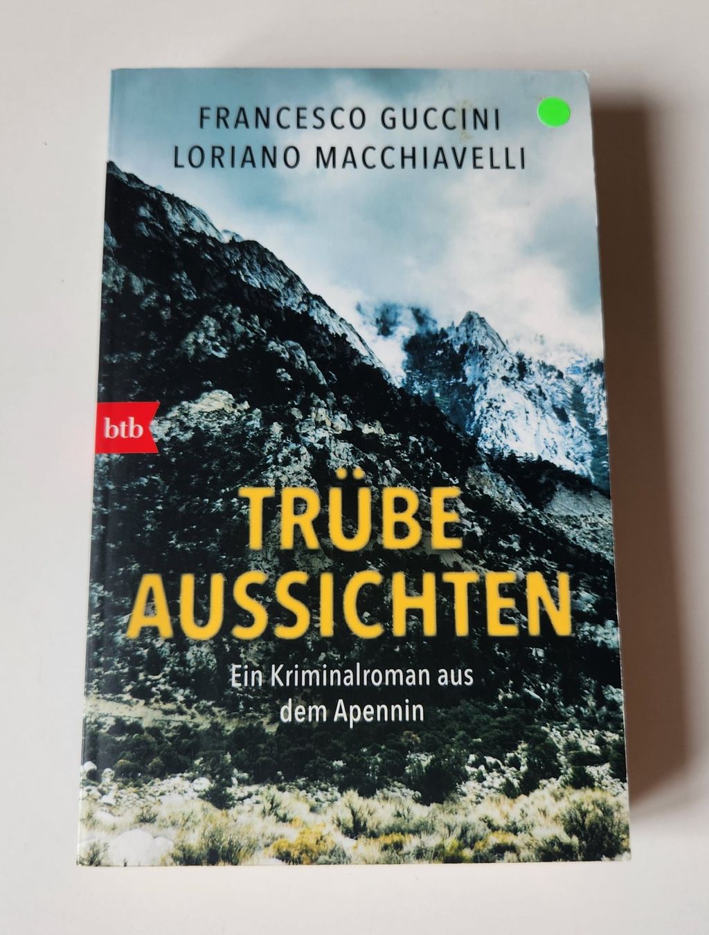 Libri: BUCH Trübe Aussichten von Guccini und Macchiavelli – Usato da Frauenfeld venduto da Lunarlilac