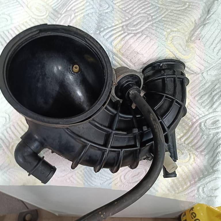 Kaffeerahmdeckel: 034133357P – Gebraucht aus Bironico von aut_v8ks 1