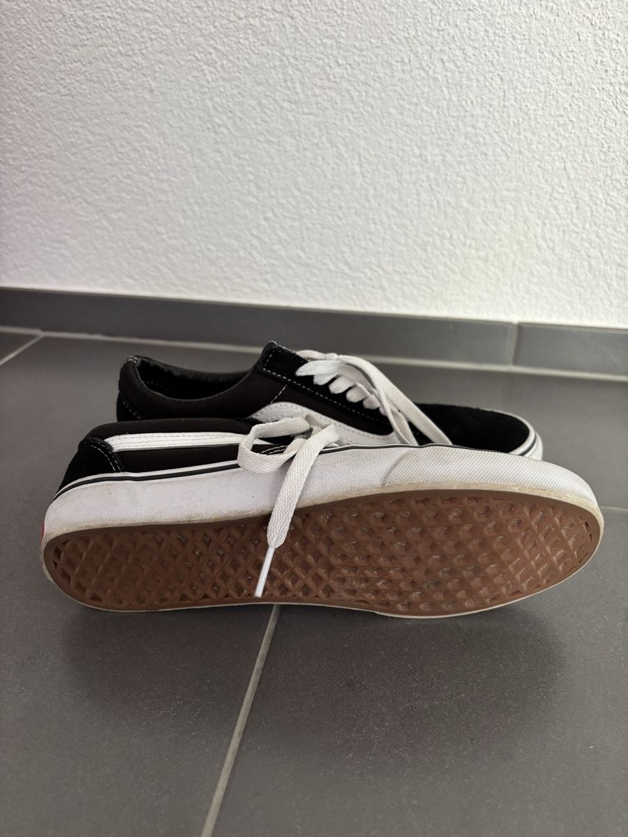 Vans Chaussures femmes: Vans Old School – D'occasion à Alchenflüh par flower_xx 2