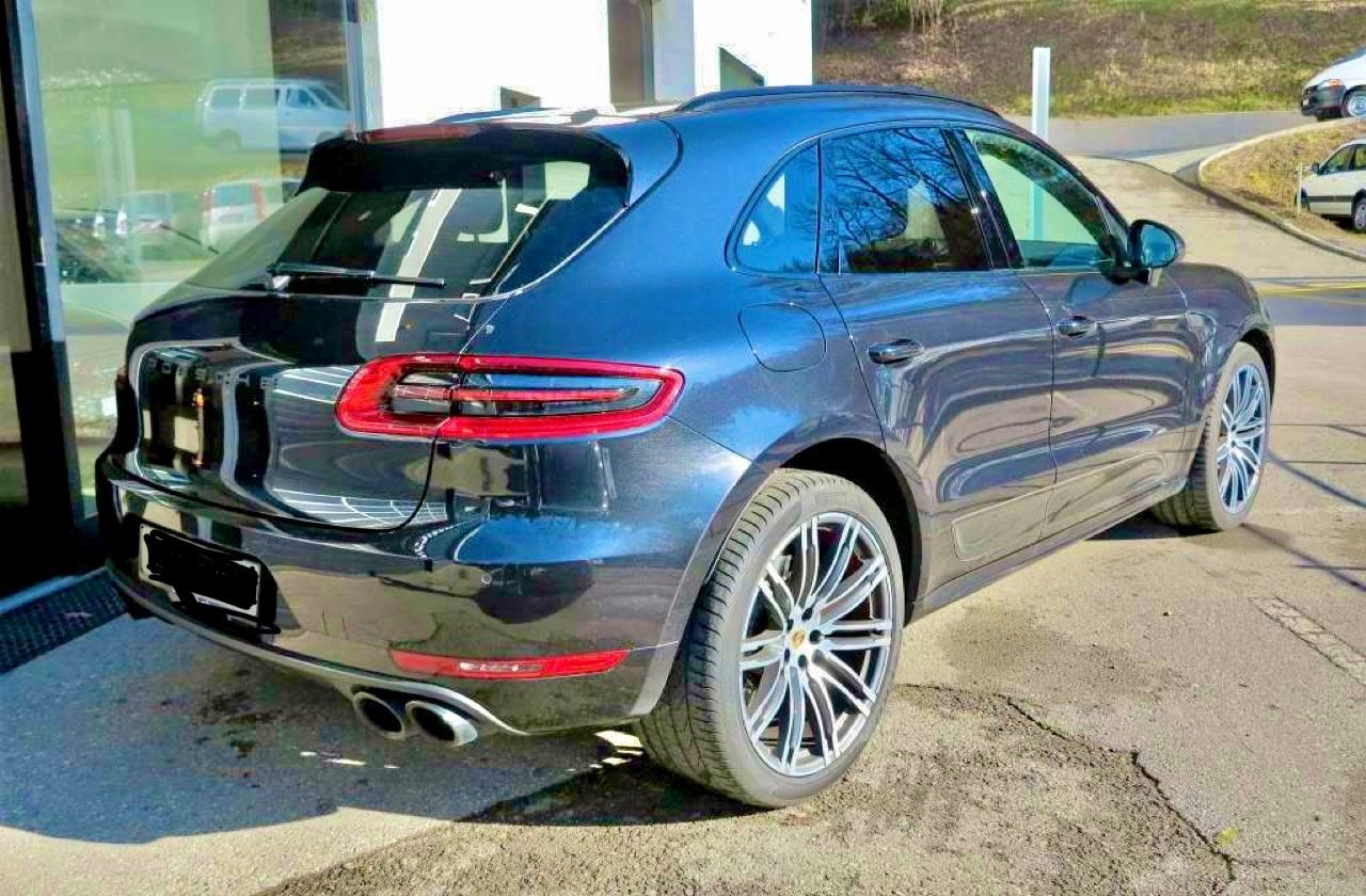 Porsche Automobili: Porsche Macan Turbo – Usato da Vevey venduto da Alves15 2