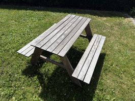 Kinder Picknicktisch mit Bänken von IKEA