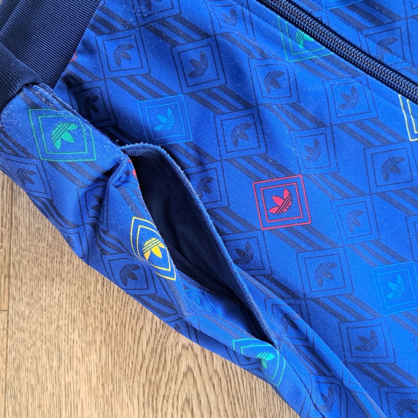 Adidas Jacken: adidas jacke 164 kultjacke mega cool blau – Gebraucht aus bazenheid von salerno007 4