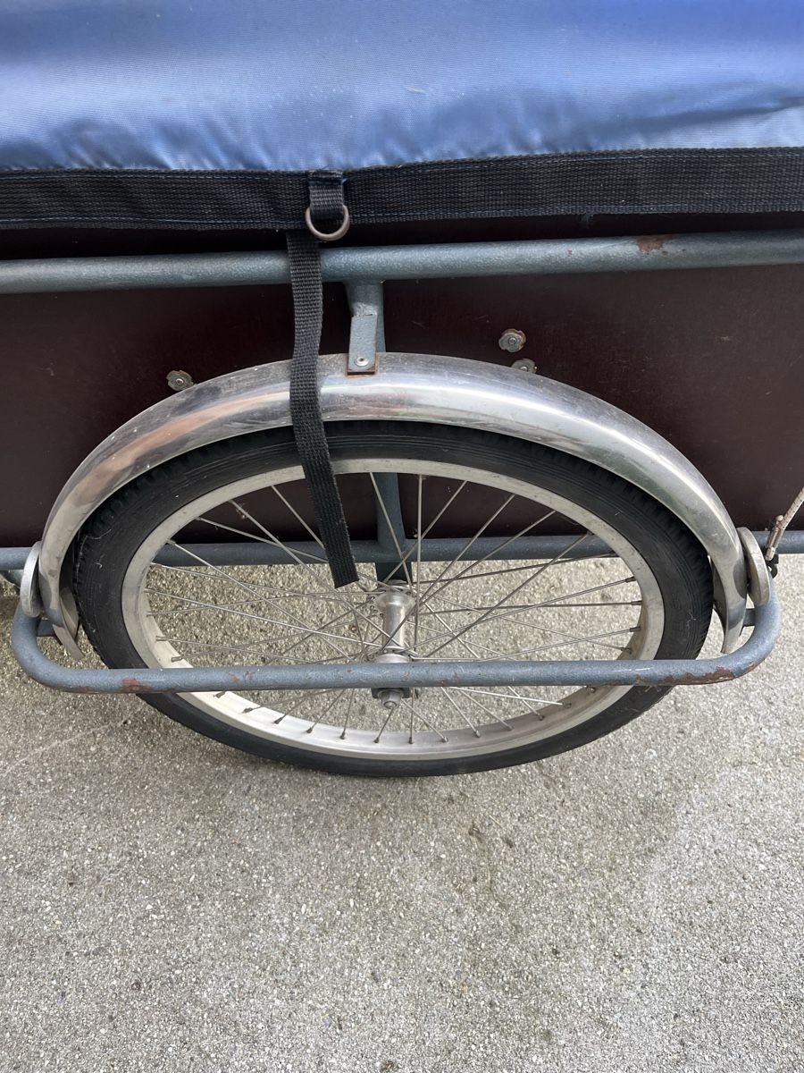 Rimorchi: Velo/ Mofaanhänger – Usato da Malans SG venduto da Caravelle65 3