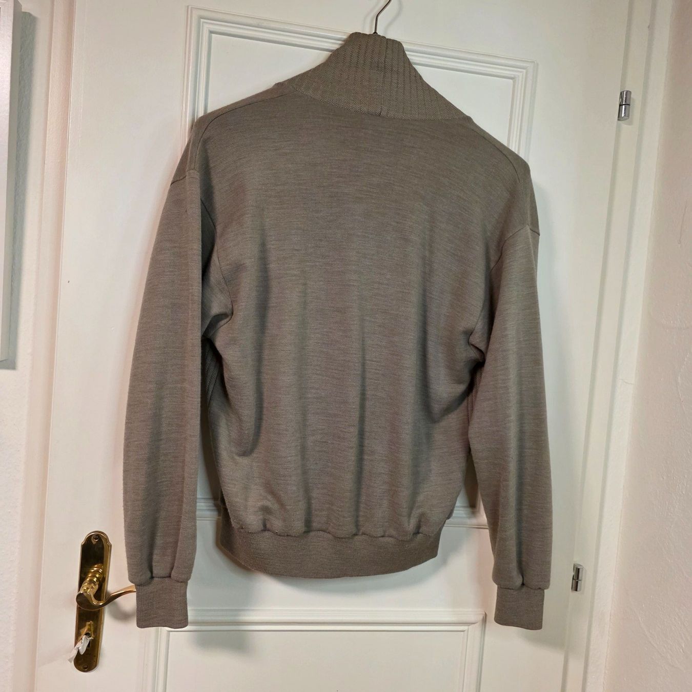 Pullover & Sweatshirts: Unisex Wollpullover „Royal“ – Gebraucht aus Wald ZH von CapLux 3