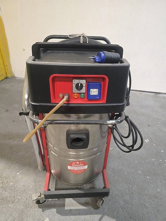 Toutes les machines: Vendo aspiraliquidi con pompa automatica – D'occasion à Minusio par Marra-Allagamenti82 1