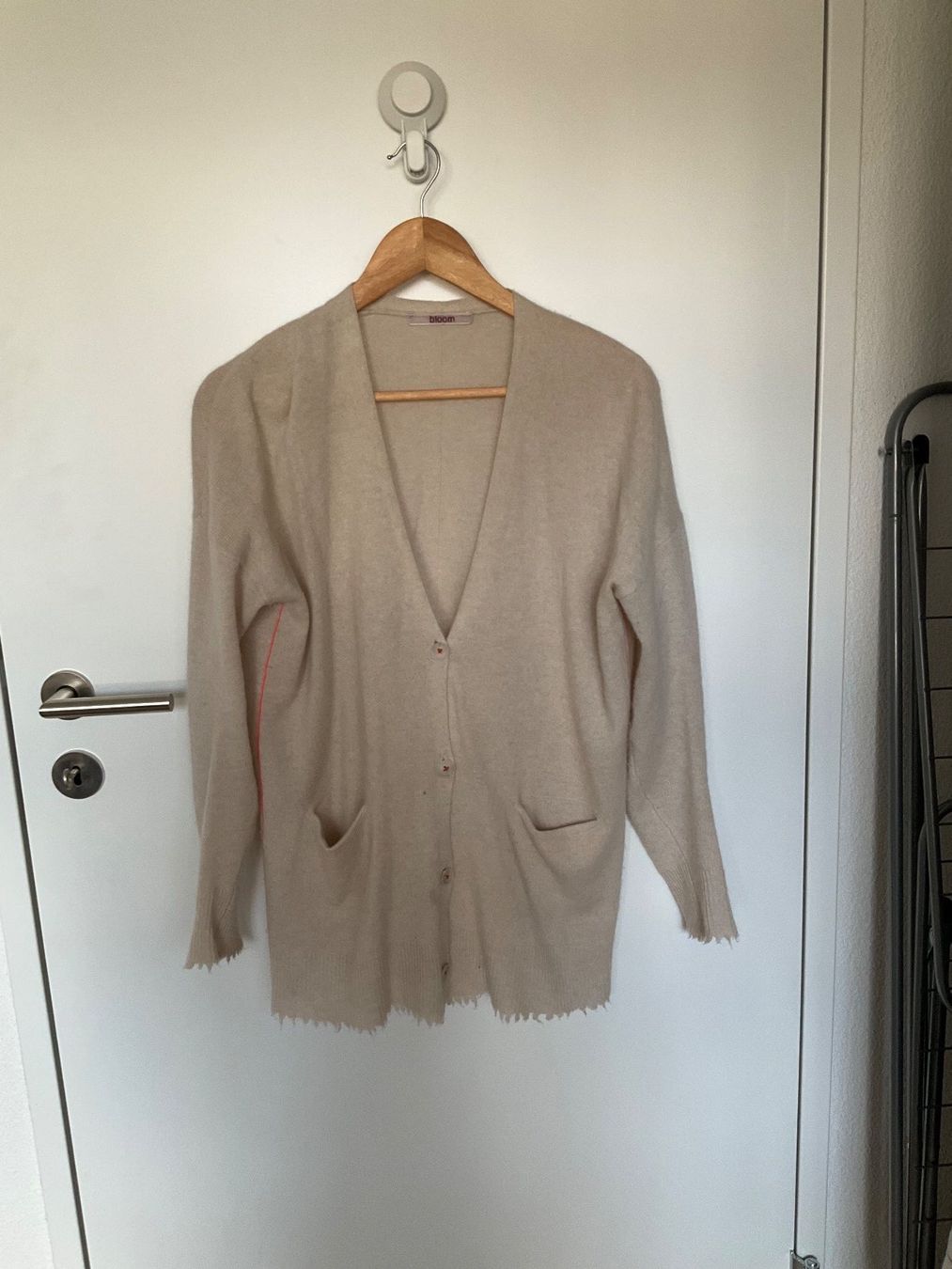 Maglioni & Felpe: Kaschmir Cardigan – Nuovo (secondo la descrizione) da Wädenswil venduto da Vuki