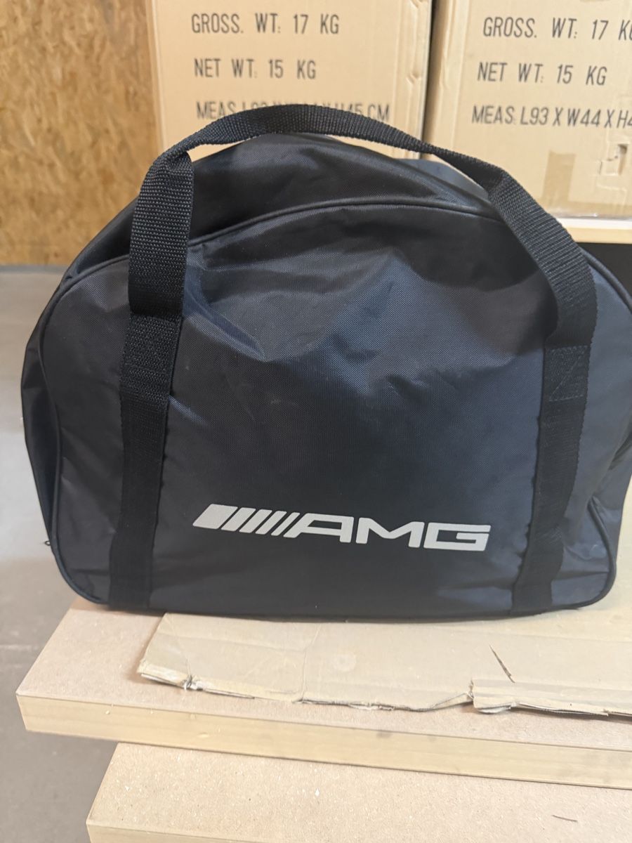 Mercedes-Benz Housses pour voitures: Indoor autoabdeckung SL63 Amg – Neuf avec emballage d'origine à Reinach AG par Undercover162