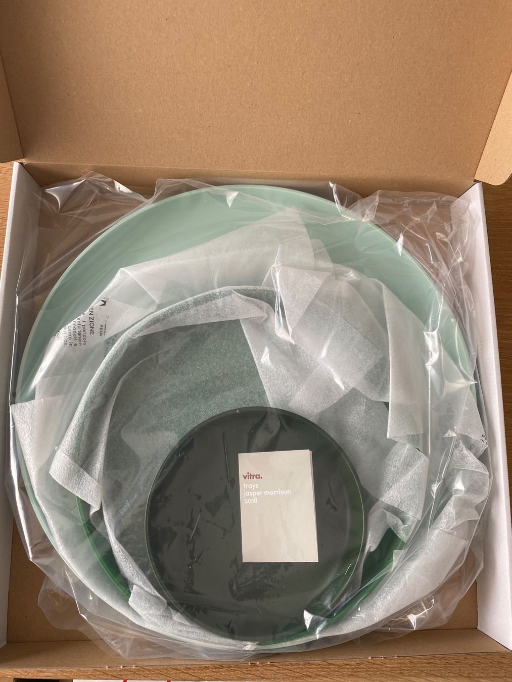 Ciotole: Vitra Trays Jasper Morrison 2018 – Nuovo e nell'imballaggio originale da Bern venduto da dantheb