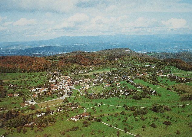 Cartes postales: GEMPEN SO Flugaufnahme – D'occasion à Jona par philajona