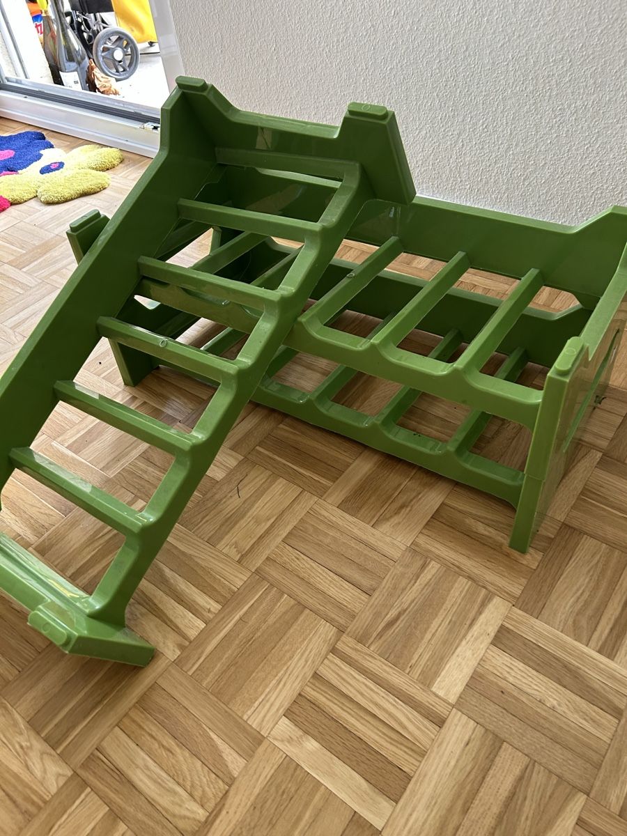 Scaffali: Grünes Regal (plastik) – Usato da Winterthur venduto da zoenina5 1