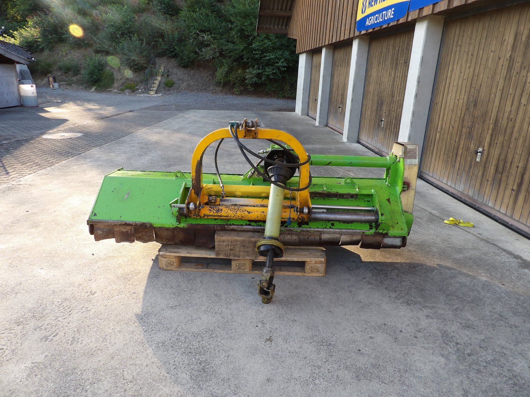 Alle Maschinen: Heck Mulcher 2,2m mit Seitenschub – Defekt aus Lyssach von stuly 2