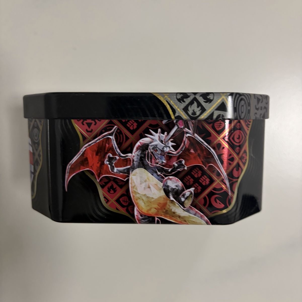 Pokémon Sammelbilder & Trading cards: Pokemon Tin leer – Neu (gemäss Beschreibung) aus Opfikon von ZDem 3