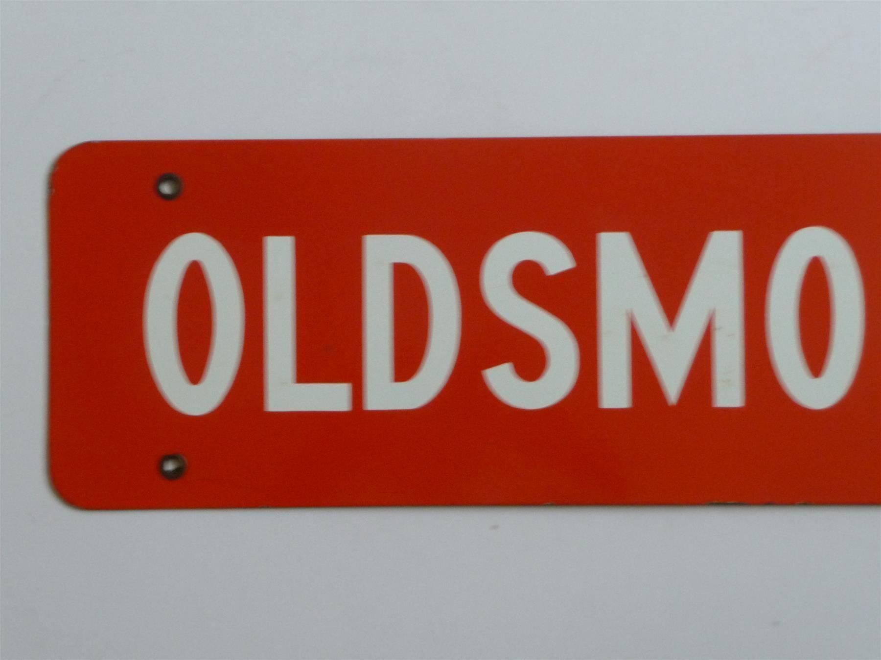 Oldsmobile Insegne: ALTES OLDSMOBILE - EMAILESCHILD – Usato da Aesch BL venduto da Imoonlight 1