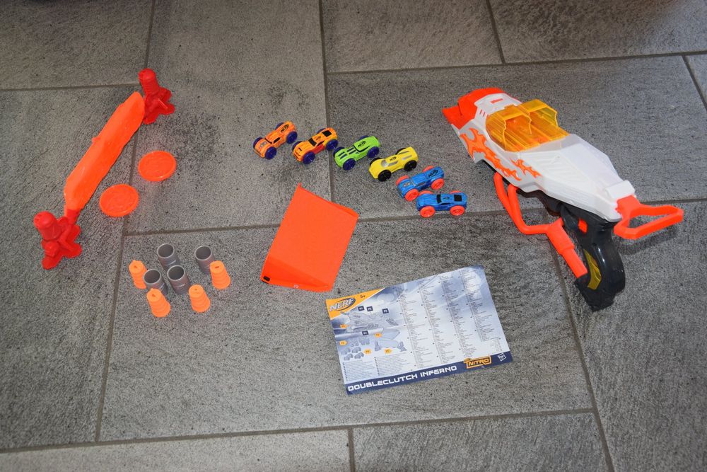NERF Nitro Lanzador de coches acrobáticos, Nitro Doubleclutch Inferno NERF