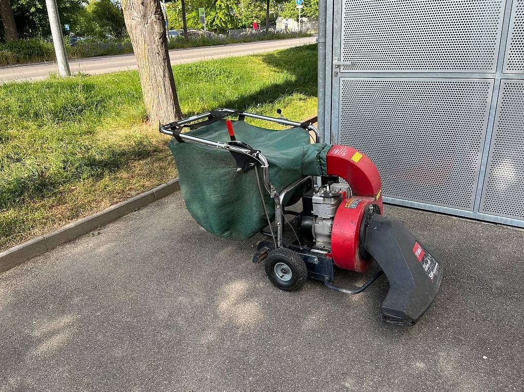 Toutes les machines: Laubsauger – D'occasion à Bremgarten b. Bern par Rebollo1 3