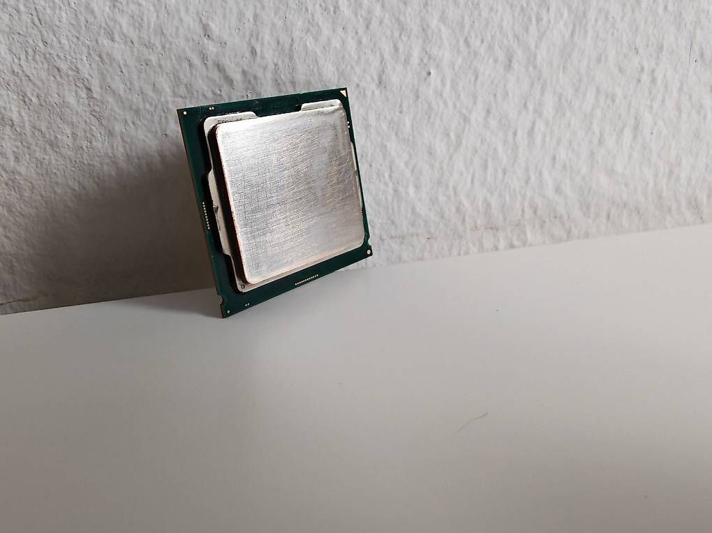 PC: Intel Core i9-9900K 3.60 GHz Prozessor – Usato da Frauenfeld venduto da rrc_x6zm 3