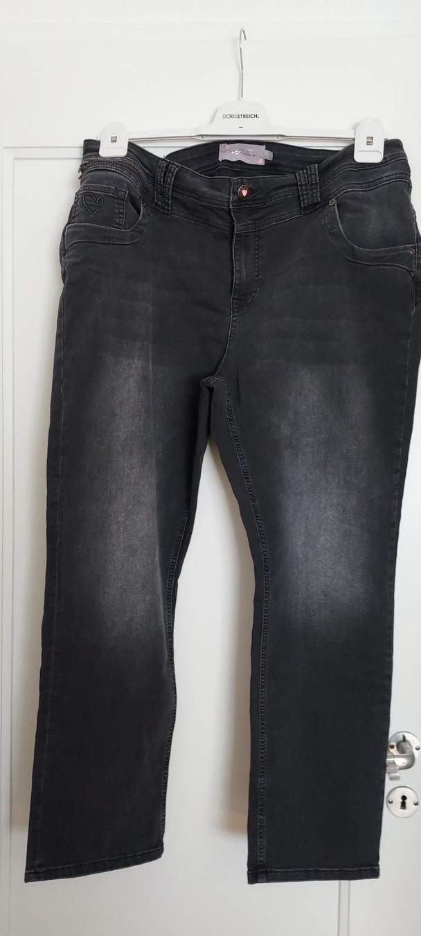 Jeans: LeMapaJeans Schwarz, Gr. 52, Top Zustand . – Usato da Ostermundigen venduto da Chrigu1957