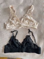 Paires de soutien-gorge dentelle