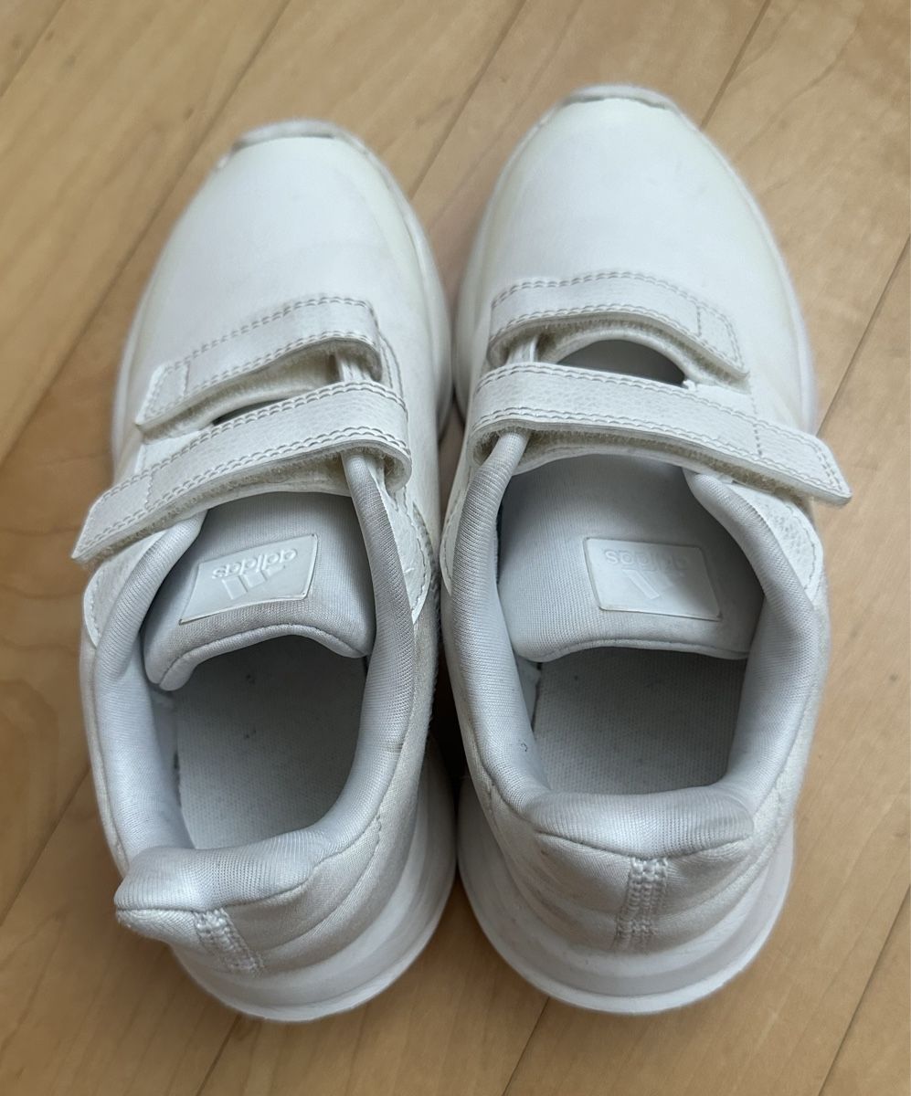 Adidas Scarpe da uomo: Adidas Schuhe Gr.34 – Usato da Oensingen venduto da dorian07 5