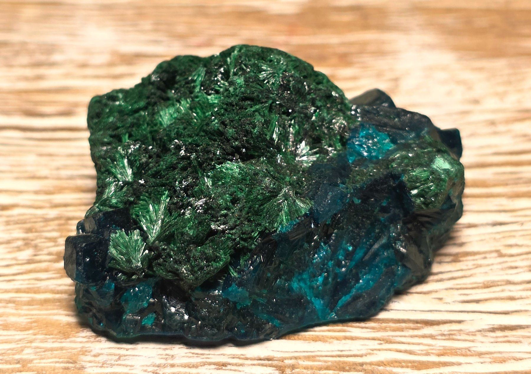 Minerali & Pietre curative: Dioptas Stufe 32g – Nuovo e nell'imballaggio originale da Matzingen venduto da Shay_Crystalz