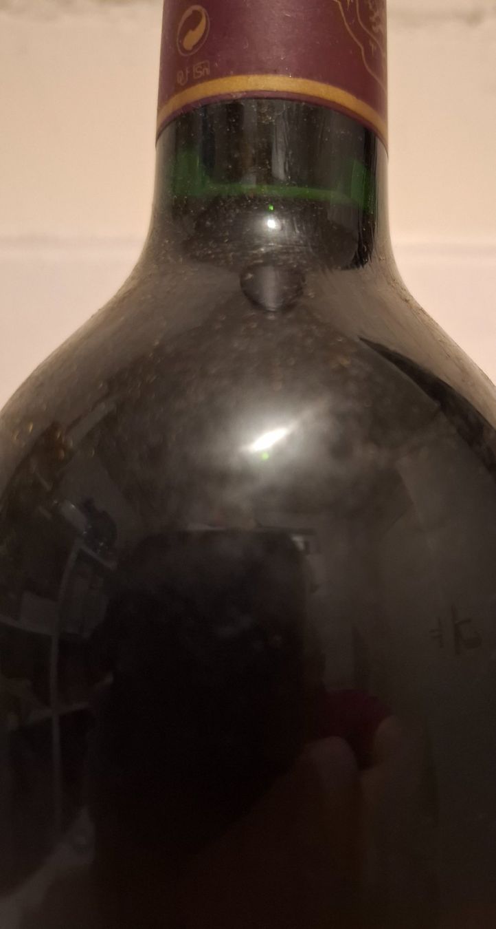 Vino: Chateau Montus La Tyre 2000 – Nuovo (secondo la descrizione) da Wil SG venduto da naga89 2