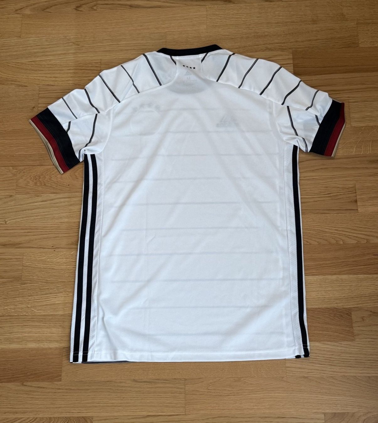 DFB Canottiere & Pantaloni: Deutschland Trikot – Usato da Bülach venduto da Murmy 1