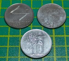 Drei verschiedene 100 Lire Münzen