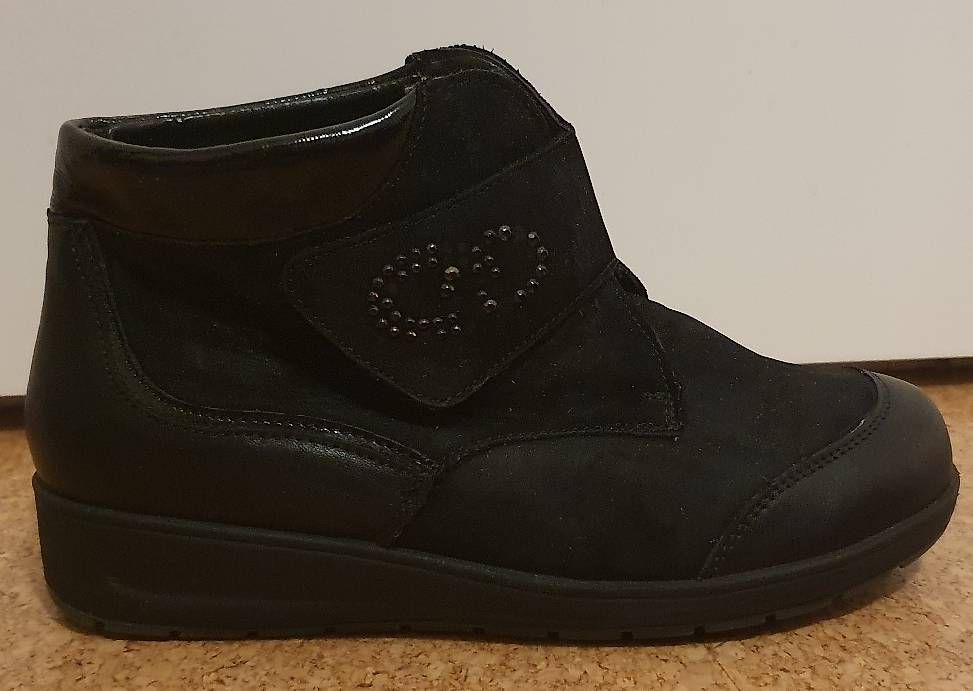 Scarpe da donna: Waldläufer warme Stiefelette – Nuovo (secondo la descrizione) da Unterentfelden venduto da LookoutMt 4