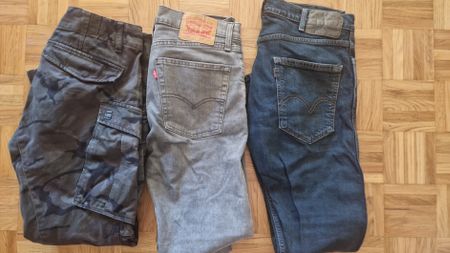 3 pantalons taille 30
