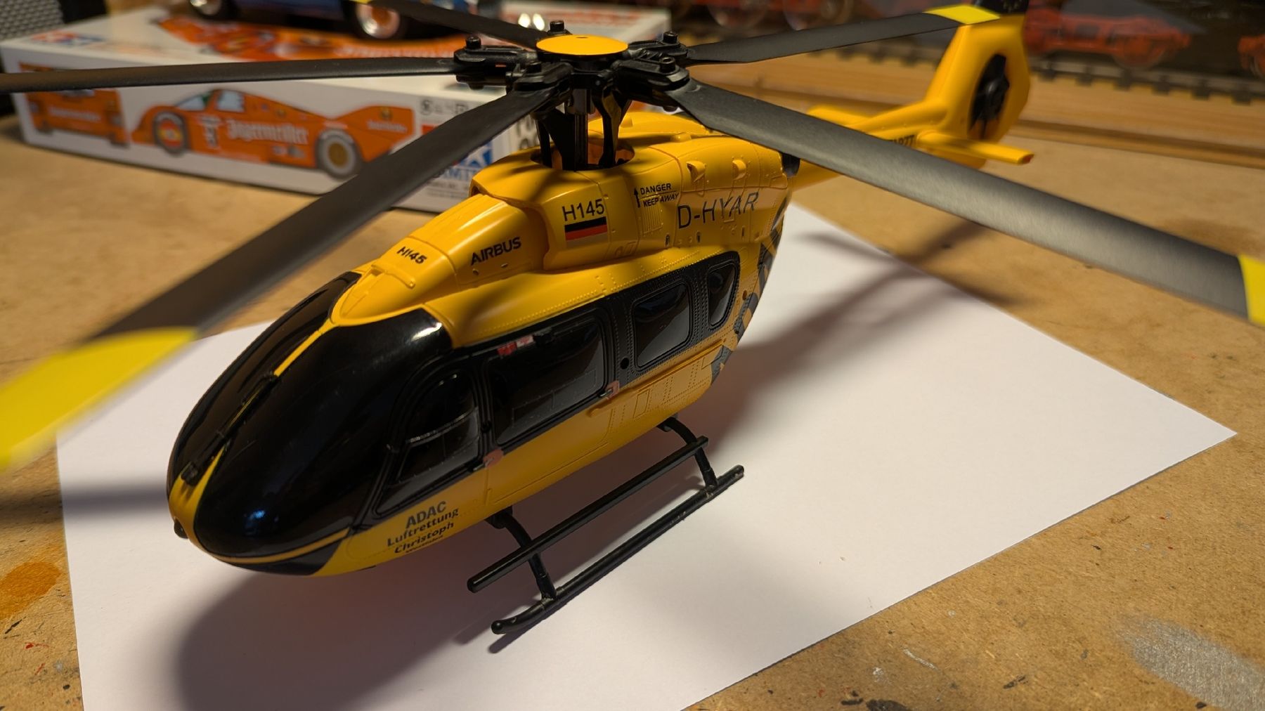 Amewi Modellismo RC: Hélicoptère RC Amewi H145 ADAC  – Difettoso da Gland venduto da Crick1001 2