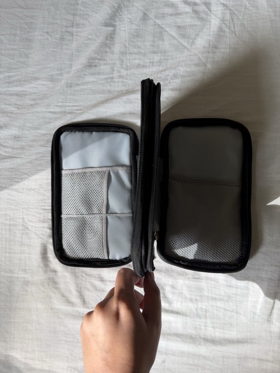 Taschen: Elektronik Organizer Tasche/ Organizing pouch for cables – Neu (gemäss Beschreibung) aus Luzern von sar_syw6
