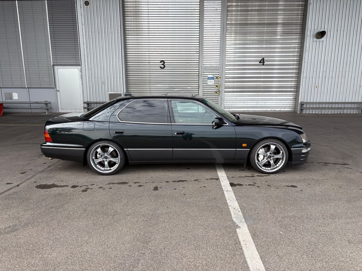 Lexus Autos: Lexus LS 400 V8 – D'occasion à Steinach par dd.grg 4