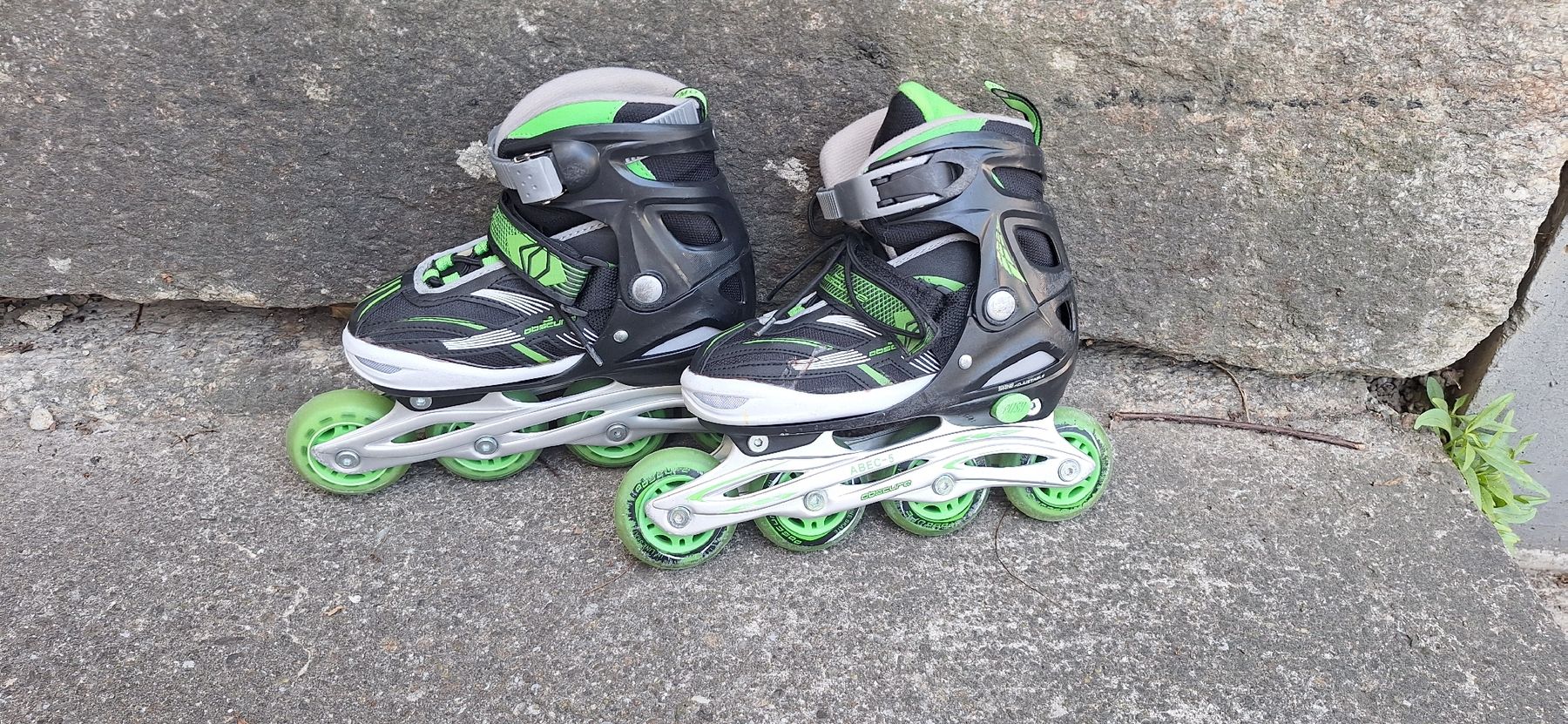 Obscure Pattini in linea & Pattini a rotelle: Inlineskates Grösse 34-37 verstellbar  – Usato da Richterswil venduto da C011