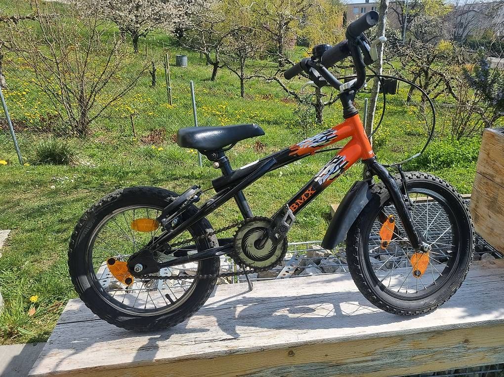 Velos: velo enfant BMX – Gebraucht aus Neuchatel von Groove 1