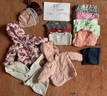 Lot Kinderkleider Mädchen 68 Winter (4-6 Monate)