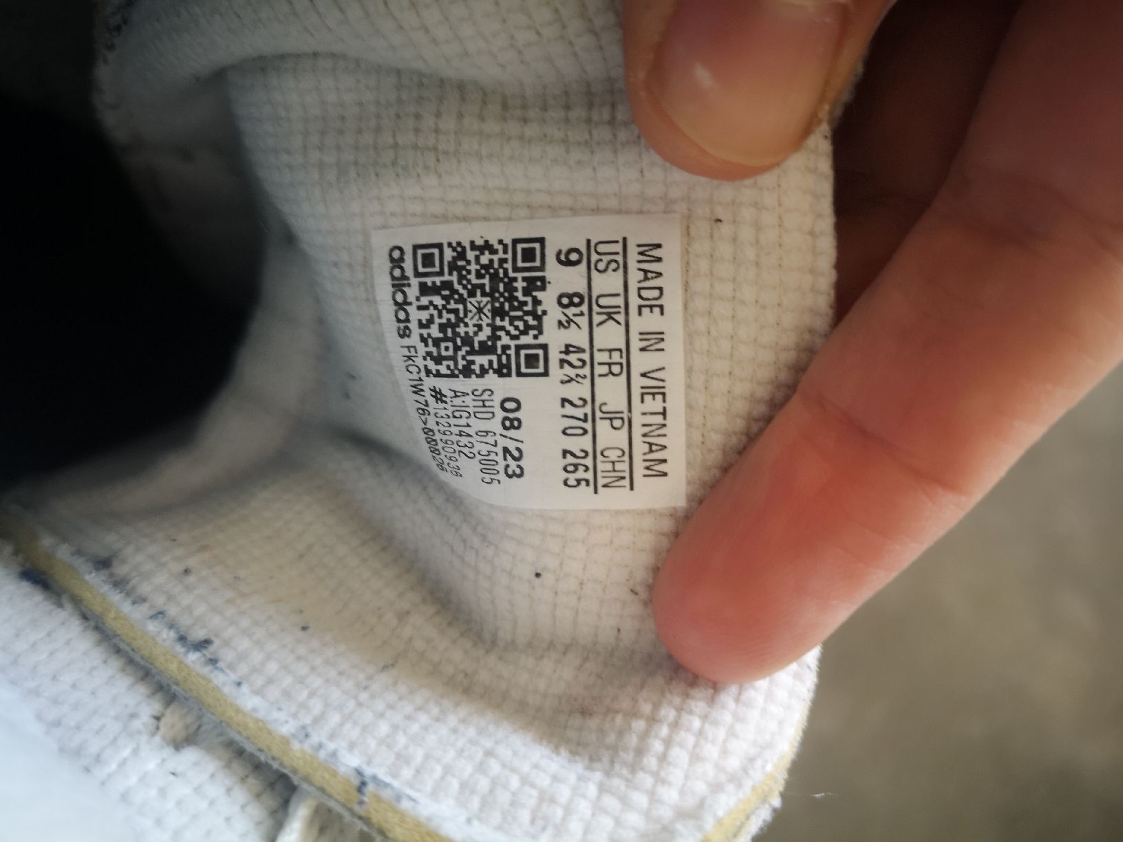 Adidas Scarpe da uomo: Adidas HOOPS Gr. 42,5 (US 9) – Usato da Bachenbülach venduto da magic.fly 5
