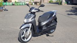 Sym Hd 200