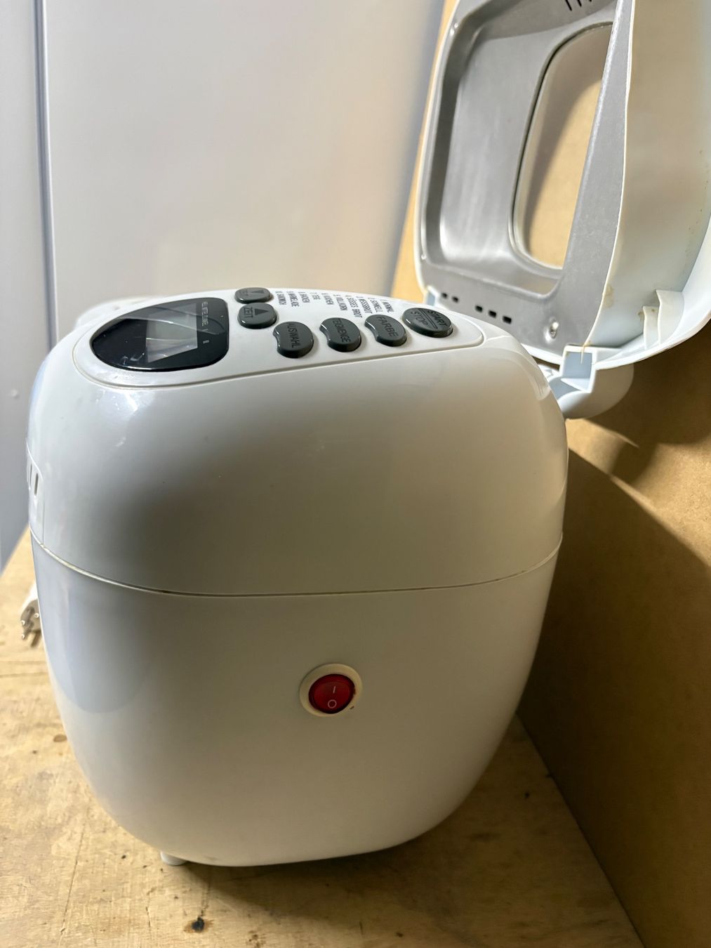 Elettrodomestici da cucina: Brotbackmaschine – Usato da Kerzers venduto da chassotce 4