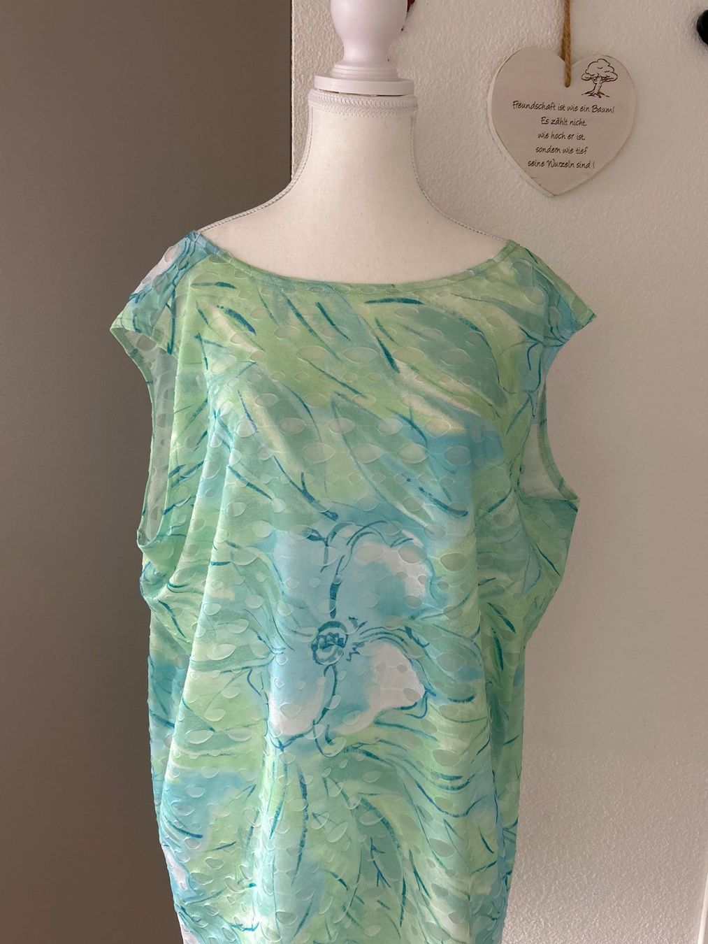 Top: Buntes Top  IZU Schweiz 100% Handarbeit – Usato da Brunnen venduto da Nala2929 2