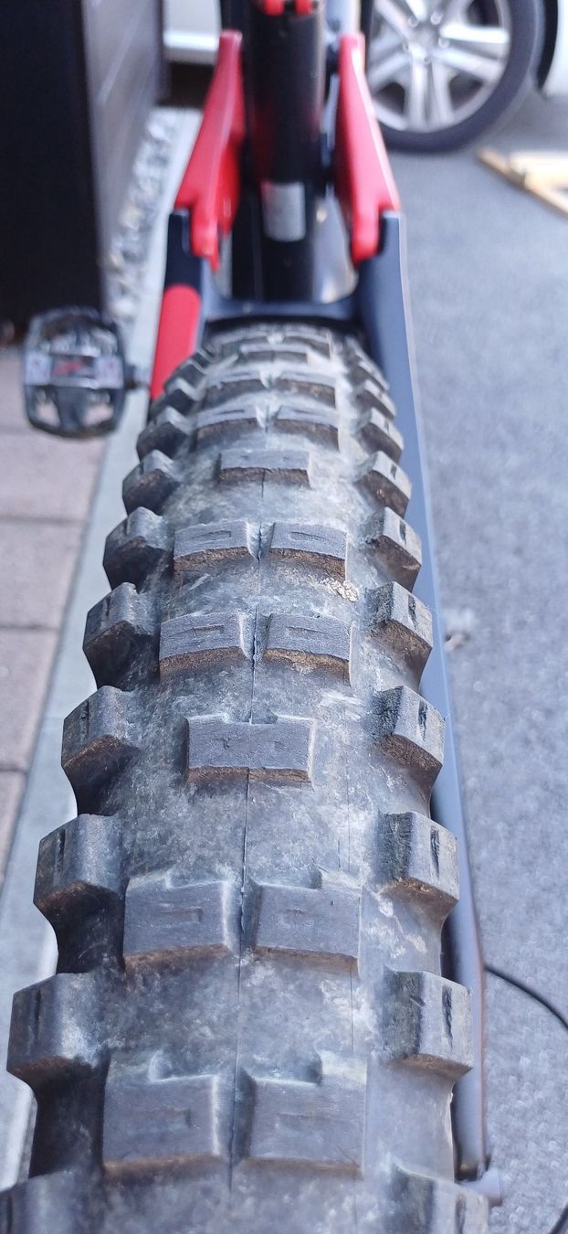 Vélos: E-Mountainbike e-Framer Eiger 2288km Grösse M – D'occasion à Spiez par Singeltrailflyer 2