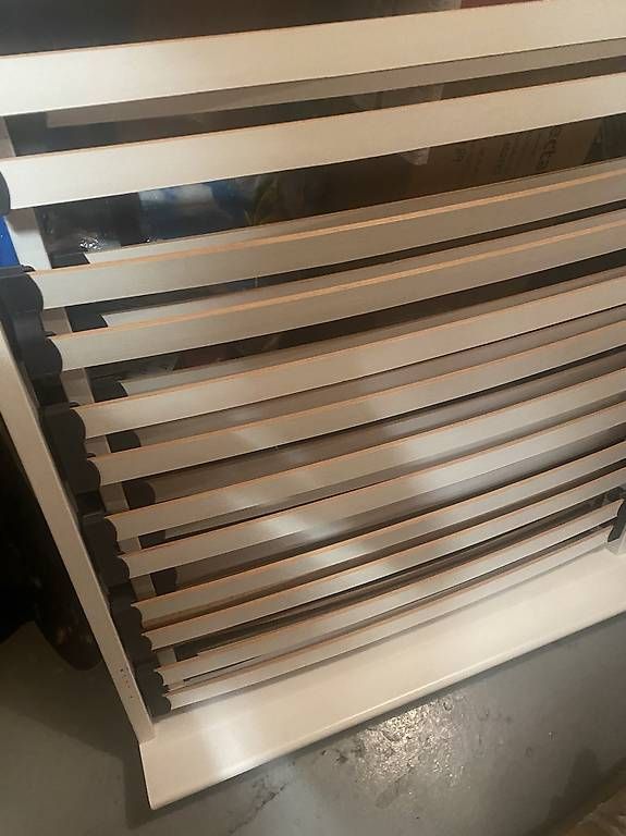 Reti a doghe: Sommier 90x200 avec pieds  – Usato da vevey venduto da zhc_66st 3