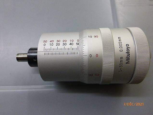Mesurer: Butée micrométrique MITUTOYO 0-50 mm – D'occasion à vessy par alainracine