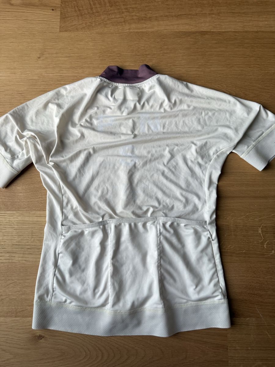 Pas Normal Studios Canottiere & Pantaloni: Pas Normal Studioas Woman Jersey M – Usato da Dussnang venduto da stina1988 1