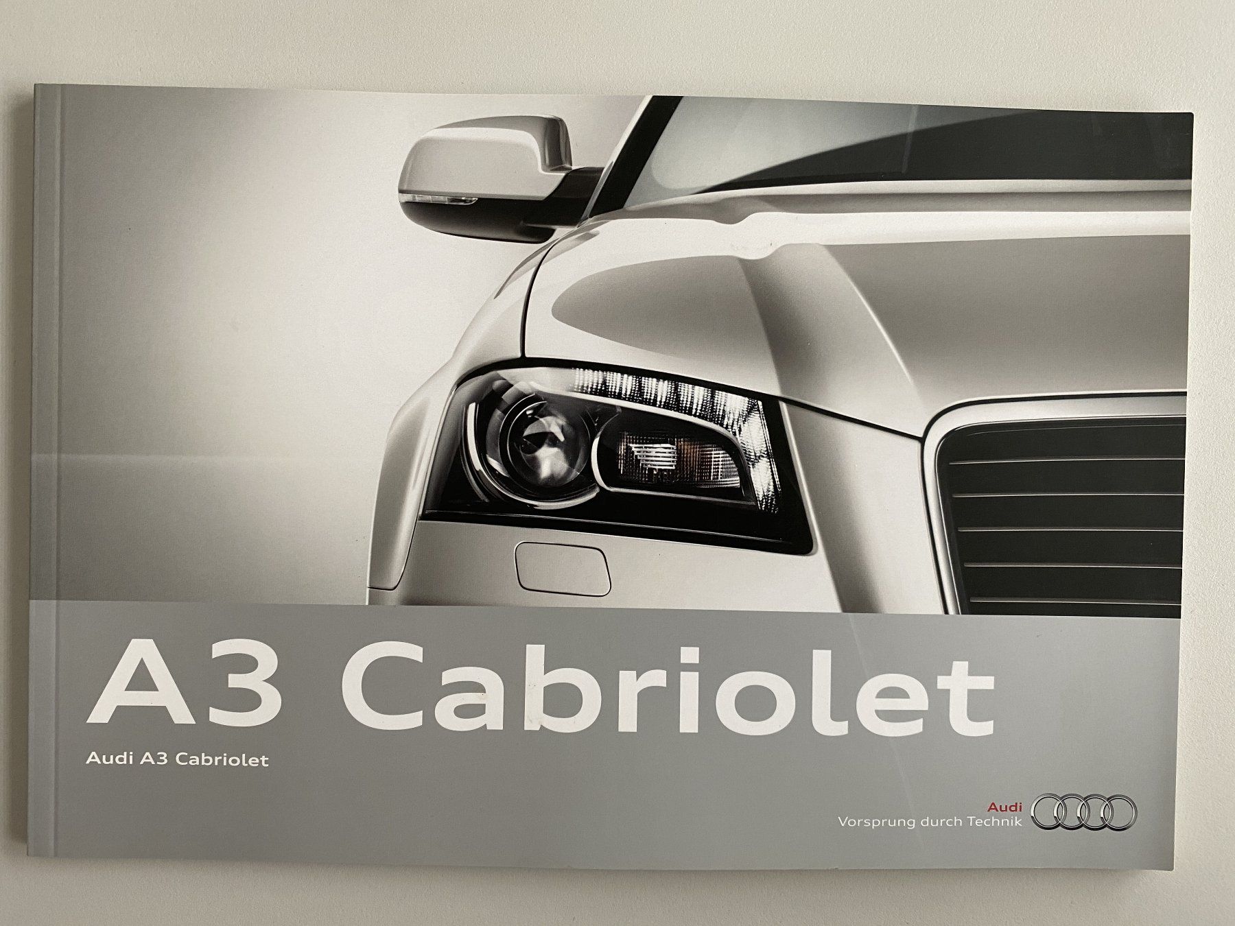 Zeitschriften & Magazine: Audi A3 Cabriolet Magazin (09.2012) – Gebraucht aus Alpnach-Dorf von Hess-Automobile