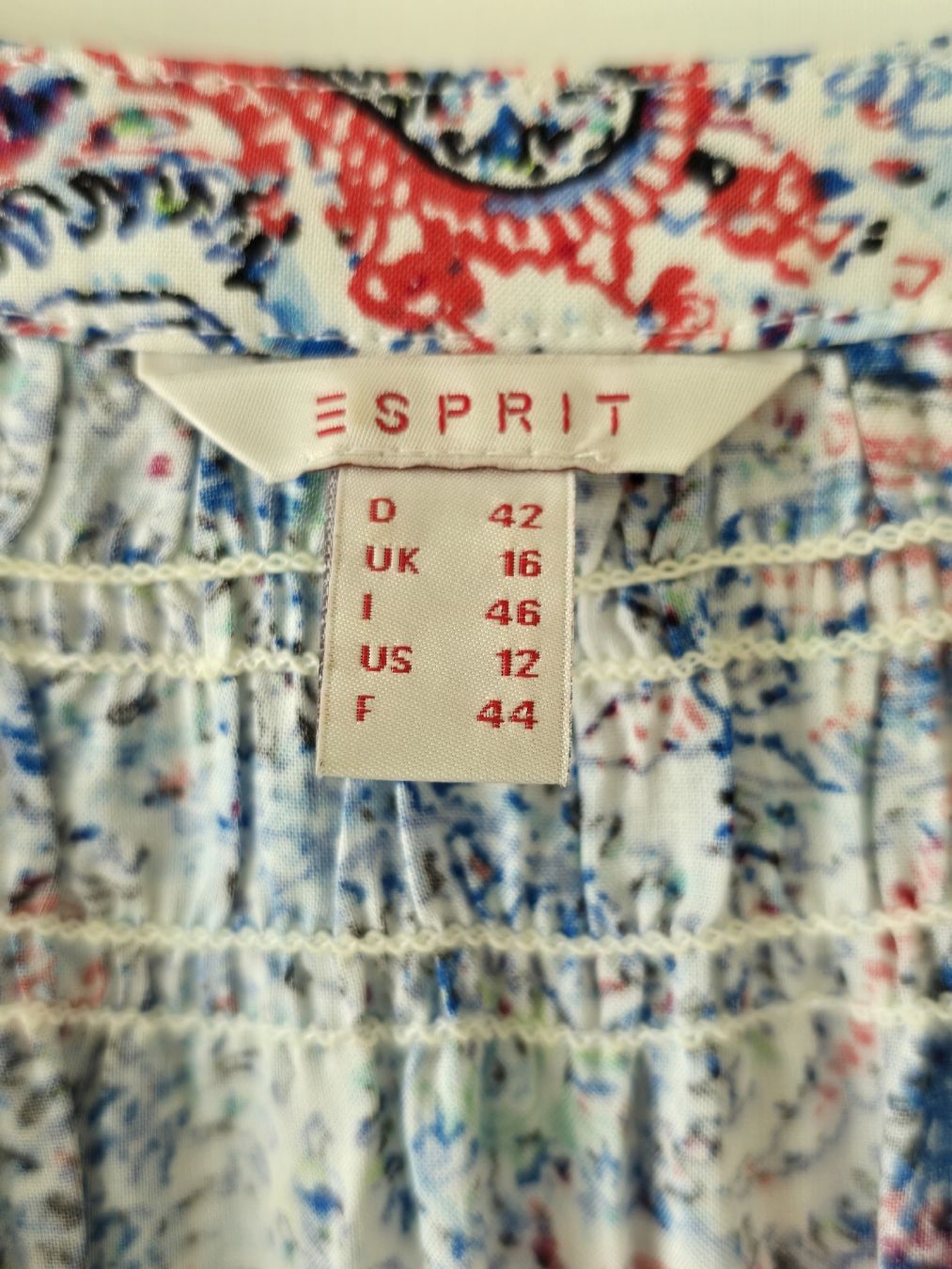 Esprit Chemisiers: Esprit Bluse Gr.42 – D'occasion à St. Gallen par CAPYCORP 4