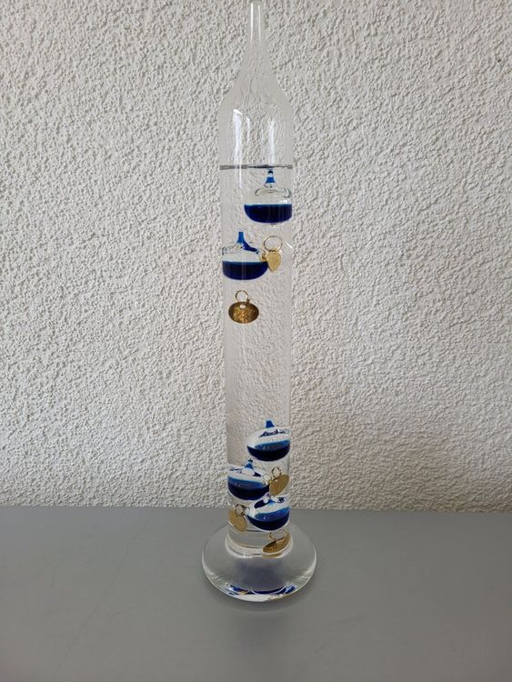 Galileo-Thermometer In Pilzform | Mit 4 Farbigen Kugeln (64°F Bis 76°F) | Dekoratives Glas-Thermometer Für Zuhause & Büro